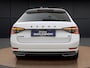 Skoda Superb Combi 1.4 TSI iV Sportline Business | Pano dak | Side Assist | Navigatie | 19'' | ACC | Stoelverwarming | LED |