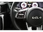 Kia Ceed 1.0 T-GDi MHEV Design Edition Automaat - Digital Dashboard - Stoel-/stuurverwarming - Apple CarPlay/Android Auto - Navigatie - Fabrieksgarantie tot 04-2032