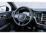 Volvo S60 2.0 B3 R-Design | Adaptieve Cruise Control | Stoelverwarming | Navigatie | Dode hoek detectie BLIS | Elektrische stoelverstelling | 19" velgen | Getint glas | LED koplampen | Keyless | Pilot assist |