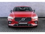 Volvo S60 2.0 B3 R-Design | Adaptieve Cruise Control | Stoelverwarming | Navigatie | Dode hoek detectie BLIS | Elektrische stoelverstelling | 19" velgen | Getint glas | LED koplampen | Keyless | Pilot assist |