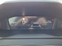 Peugeot 2008 1.2 Hybrid 136PK Allure Automaat | Draadloze Apple Carplay / Android Auto | 17" Licht Metalen Velgen | Parkeersensoren | DAB Ontvanger | Connected services | Dakrails | Dimlichten automatisch