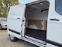 Ford Transit Custom 300 Trend L2 130pk | Lage kilometerstand! | Parkeersensoren voor en achter | DAB
