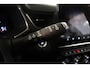 Renault Captur 1.3 TCe 140 Initiale Paris | Lederen bekleding | 360° Camera | BOSE premium | LED koplampen | AppleCarplay AndroidAuto | Trekhaak |