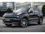 Lynk & Co 01 1.5 | 360 Camera | Panoramadak | Adaptieve Cruise Control | Elek. Achterklep | Stoelverwarming | Apple Car Play | Parkeersensoren voor + achter |