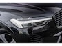 Volvo XC60 T6 Plug-in hybrid AWD Plus Dark | Trekhaak | 360 camera | Adaptive Cruise Control | Google Maps navigatie | Panoramadak | Verwarmbare achterbank/voorstoelen/stuurwiel | Elektrische stoelverstelling | Dodehoekdetectie |