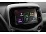 Toyota Aygo 1.0 VVT-i x-play | Origineel NL | Airco | Camera | Elektrische ramen voor | 14 inch | Bluetooth