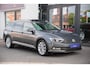 Volkswagen Passat Variant 1.6 TDI Automaat Highline|2e Eig|Trekhaak|Virtual|Leder|Massage|Stoel Verwarming & Ventilatie|Adaptive Cruise|Volledig Onderhouden