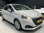 Peugeot 208 1.2 82pk 5-DRS PureTech Allure SET WINTERBANDEN GRATIS I NAVI I PDC I TREKHAAK I ORG.NL + NAP