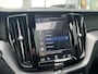Volvo XC60 T4 Inscription | Panoramadak | Harman/Kardon | Trekhaak | Adaptive LED | Head-Up | 360 Camera | Keyless