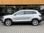 Skoda Karoq 1.0 TSI Apple Carplay, LED, Elekt. Stoel, Trekhaak. LUXE!!