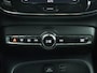 Volvo XC40 1.5 T3 Momentum Pro | Trekhaak | Camera | Stoel verwarming | PDC | Navi | Elek. Achterklep
