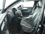 Volvo XC40 1.5 T3 Momentum Pro | Trekhaak | Camera | Stoel verwarming | PDC | Navi | Elek. Achterklep