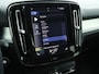 Volvo XC40 1.5 T3 Momentum Pro | Trekhaak | Camera | Stoel verwarming | PDC | Navi | Elek. Achterklep