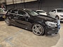 Mercedes-Benz A-klasse 180 Ambition - AMG Pakket - Clima - Cruise - Navigatie - NL Auto - Dealeronderhouden