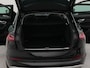 Audi E-tron e-tron 50 quattro Launch edition plus 71 kWh | Apple Carplay | Adaptive Cruise Control | Navigatie | Lane Assist | Voorstoelen Verwarmd | Elektrisch Panoramadak |