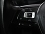 Volkswagen Golf 1.0 TSI R Line | Stoelverwarming | Camera | Virtual Cockpit | Carplay | Adaptive cruise | Massage | Navigatie | Climate control | Parkeerhulp