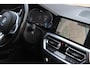 BMW 3-Serie Touring 330e Business Edition Plus | M-pakket | Full led | Carplay | Camera | Trekhaak wegklapbaar | SOH 96% |
