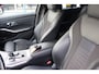 BMW 3-Serie Touring 330e Business Edition Plus | M-pakket | Full led | Carplay | Camera | Trekhaak wegklapbaar | SOH 96% |