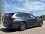 BMW 3-Serie Touring 330e Business Edition Plus | M-pakket | Full led | Carplay | Camera | Trekhaak wegklapbaar | SOH 96% |