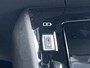 Peugeot e-208 EV 50kWh 136pk Allure 3-Fase lader | Navigatie | Climate Control | Cruise control | Blue Tooth | Parkeer camera | Apple Carplay& Android Auto | DAB+