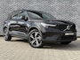 Volvo XC40 2.0 B3 Plus Dark | Apple Carplay/Android Auto | Harman Kardon | Adaptieve Cruise Control | Parkeercamera Achter |  Keyless | Elektrische Stoelverstelling |