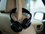 Land Rover Discovery 4.4 V8 SE 7 Persoons | Dealer Onderhouden | Trekhaak | Cruise Control | Luchtvering | Harman & Kardon | Leder | DVD Media Systeem | Schuif/ Kantel Dak | 3x Panoramaview | Stoelverwarming | Achterbank Verwarmd |