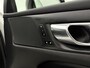 Volvo V60 2.0 T6 Twin Engine AWD 340PK R-Design | Pano | Memory | HuD | Sfeer | Massage | 360° | Trekh. | Stoel/Stuur verwarmd