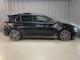 Volkswagen Golf 2.0 TSI GTI Clubsport 400PK 19"/Panoramadak/H&K/IQ Lights/Black style/Dodehoek/Stoel + stuurverwarming/Keyless/Apple Carplay & Android Auto