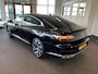 Volkswagen Arteon 2.0 TSI 3X R-Line | Facelift | Adaptieve cruise control | Digital dashboard | Lederen/Alcantara bekleding | Keyless | Achteruitrijcamera | Adaptief onderstel | Apple carplay | Navigatie | Stoelverwarming v+a | 12/2020