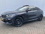 BMW X6 xDrive40i M-Sport Luchtvering 360cam Pano HK Elek.Trekhaak Skylounge Carbon BOMVOL!