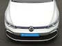 Volkswagen Golf GTE 1.4 eHybrid 245 pk DSG | IQ Light | Panoramadak | Trekhaak | Stuur-/stoelverwarming | Achteruitrijcamera | Keyless | 18 inch