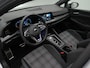 Volkswagen Golf GTE 1.4 eHybrid 245 pk DSG | IQ Light | Panoramadak | Trekhaak | Stuur-/stoelverwarming | Achteruitrijcamera | Keyless | 18 inch