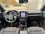 Volvo XC40 Recharge Core 70 kWh / Apple Carplay/Android Auto / 19" Velgen / Achteruitrijcamera /