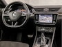 Skoda Superb Combi 1.5 TSI Sportline 150Pk Automaat (PANORAMADAK, VIRTUAL COCKPIT, APPLE CARPLAY, LEDER/ALCANTARA, MEMORY SEATS, STOELVERWARMING VOOR/ACHTER, CANTON AUDIO, CAMERA, ZWART HEMEL, SFEERVERLICHTING, NIEUWSTAAT)