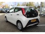 Toyota Aygo 1.0 VVT-I X-FUN 4-S BANDEN AIRCO EL-RAMEN BLUETOOTH CENTR. PORTIER VERGR. MET AFSTANDSBEDIENING
