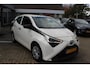 Toyota Aygo 1.0 VVT-I X-FUN 4-S BANDEN AIRCO EL-RAMEN BLUETOOTH CENTR. PORTIER VERGR. MET AFSTANDSBEDIENING