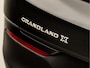 Opel Grandland X 1.2 Turbo Ultimate Sport Automaat (APPLE CARPLAY, GROOT NAVI, LEDER, STUUR/STOELVERWARMING, SPORTSTOELEN, 360 CAMERA, GETINT GLAS, LED KOPLAMPEN, TREKHAAK, NIEUWSTAAT)