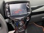 Toyota Aygo 1.0 VVT-i x-cite Leuke cabrio met opvallend gekleurde details! Navigatie Apple CarPlay/Android Auto, achteruitrij camera, airco