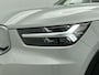 Volvo XC40 Recharge P8 AWD R-Design Navigatie | Camera | Pano-dak | Trekhaak wegklapbaar
