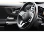 Mercedes-Benz GLB 200 Business Solution Luxury 7p. | Orig. NL | PanoramaDak |Trekhaak |
