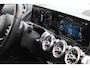Mercedes-Benz GLB 200 Business Solution Luxury 7p. | Orig. NL | PanoramaDak |Trekhaak |