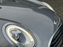 MINI Cooper Mini 1.5 Chili Serious Business | PanoramaDak | Led | HeadUp display | Orig. NL |