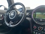 MINI Cooper Mini 1.5 Chili Serious Business | PanoramaDak | Led | HeadUp display | Orig. NL |