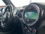 MINI Cooper Mini 1.5 Chili Serious Business | PanoramaDak | Led | HeadUp display | Orig. NL |