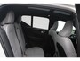 Volvo XC40 T5 263PK Recharge Plus Dark | Adaptive Cruise & Pilot Assist | Premium Harman/Kardon Audio | Schuif-Kanteldak | Tailored Wool Blend Bekleding | Stoel/Stuurverwarming | Power Seats incl. Memory |