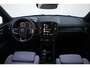 Volvo XC40 T5 263PK Recharge Plus Dark | Adaptive Cruise & Pilot Assist | Premium Harman/Kardon Audio | Schuif-Kanteldak | Tailored Wool Blend Bekleding | Stoel/Stuurverwarming | Power Seats incl. Memory |
