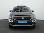 Volkswagen T-Roc 1.5 TSI 150 pk DSG Sport Business R | Panoramadak | Trekhaak | Stoelverwarming | Remklauwen rood | Side Assist | Adaptive Cruise