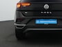 Volkswagen T-Roc 1.5 TSI 150 pk DSG Sport Business R | Panoramadak | Trekhaak | Stoelverwarming | Remklauwen rood | Side Assist | Adaptive Cruise