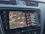 Skoda Octavia Combi 1.5 TSI Greentech Business Edition Plus Trekhaak | LED | Keyless | Stoelverwarming | Parkeersensoren voor + Achter | Full map navigatie |