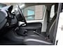 Volkswagen Up! 1.0 high up! BlueMotion | LM velgen | Cruise | Navi